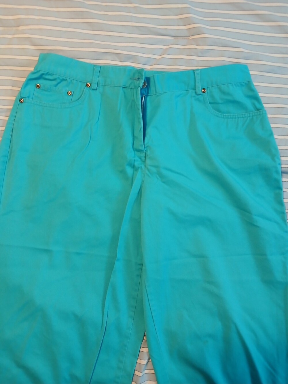 Women's Turqoise Capris - Casual Summer Wear